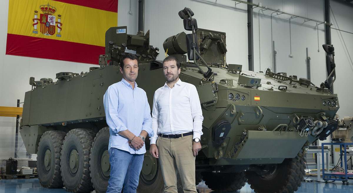 La familia Escribano se enriquece con 875 millones tras vender Indra