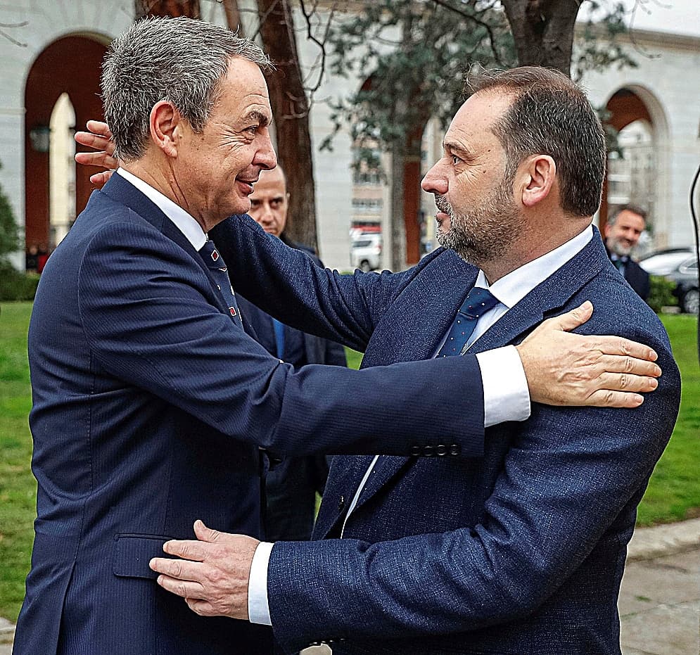 Zapatero rescata aerolínea venezolana